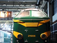 Train World-200
